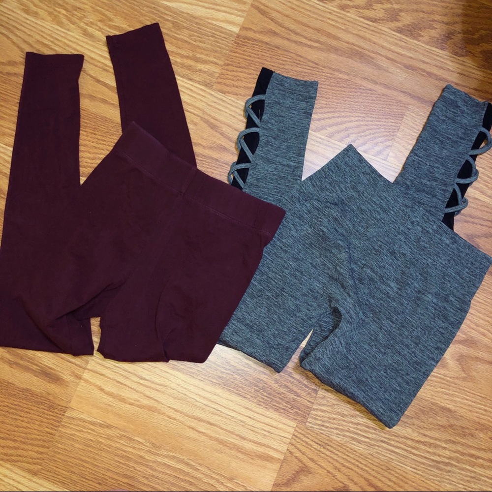 2 pairs of leggings